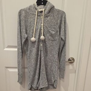 Abercrombie & Fitch Gray Hooded Pajama Romper